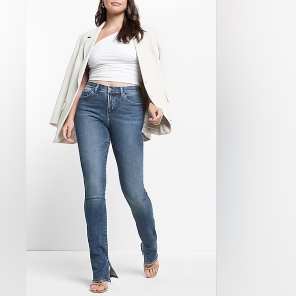 EXPRESS: Mid Rise Medium Wash Skyscraper Jeans - Picture 3 of 9